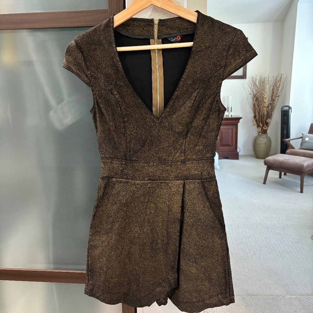G by Guess Romper Skort - Metallic Black & Gold Size XS - Picture 3 of 11